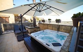 فيلا Harbour Views Duplex Maisonette With Jacuzzi Hot Tub Mgarr Exterior photo