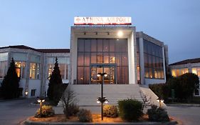 ثيرمي Athina Airport Hotel Exterior photo