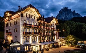 Grand Hotel Wolkenstein سيلفا دي فال جاردينا Exterior photo