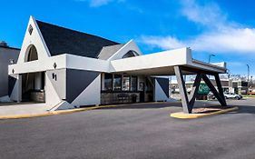 Quality Inn & Suites Near I-480 And I-29 كاونسيل بلافز Exterior photo