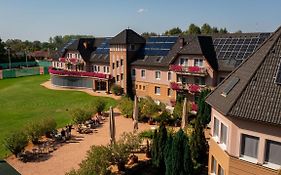 Kecskemét Granada Conference, Wellness And Sport Hotel Exterior photo