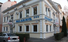 سيغيد Tisza Alfa Hotel Exterior photo