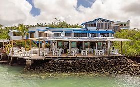 بويرتو أيورا Blu Galapagos Sustainable Waterfront Lodge Exterior photo