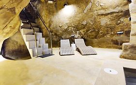 Wave 24 Savynomad Harbour Residence & Private Spa Cave فاليتا Exterior photo