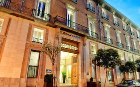 فندق إن إتش كوليكشن مدريد بالاسيو دي تيبا Exterior photo
