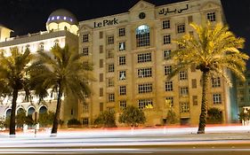 الدوحة فندق لي بارك Exterior photo