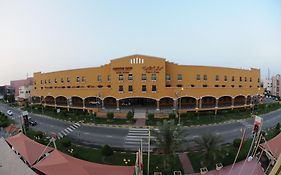 الكويت فندق مركز المؤتمرات والأجنحة الملكية Exterior photo