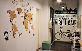 تالين Viru Backpackers Hostel Exterior photo