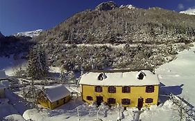 فندق Gite Auberge Les Cascades لا مونجي Exterior photo