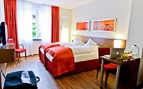 كيفالير Hotel Klostergarten Room photo