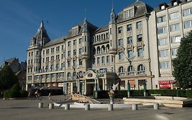 ديبريتْسين Grand Hotel Aranybika Exterior photo