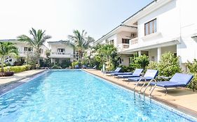 فيلا Rainforest - Casa Azure 5 Min Walk To The Beach كالانغيُت Exterior photo