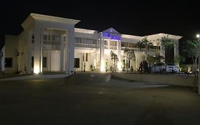 فندق Grand Enclave لاهور Exterior photo