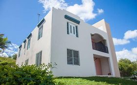 شقة Colinas Del Atlantico Vacational House 1St Floor إيزابيلا Exterior photo