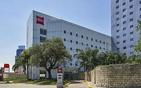 فندق Ibis Monterrey Valle Exterior photo