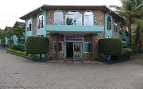 Wusum Hotel Makeni Exterior photo