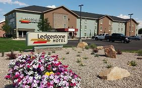 Ledgestone Hotel فيرنال Exterior photo