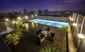 فندق داكافي  أجنحة لونج بيتش دكا Exterior photo