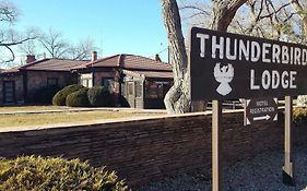 شينل Thunderbird Lodge Exterior photo