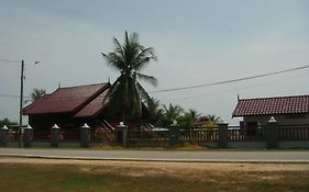 فيلا Bayu Beach Penarek كامبونج بيناريك Exterior photo