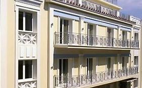 أثينا فندق وأجنحة آفا Exterior photo