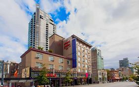 فندق Howard Johnson By Wyndham Vancouver Downtown Exterior photo