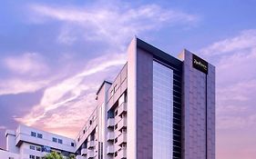 فندق Radisson ميدان Exterior photo