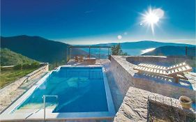 Beautiful Home In Tivat With Wifi Exterior photo