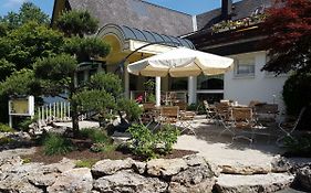 Urlaubs- Und Wellnesshotel Friederike فيلنغن Exterior photo