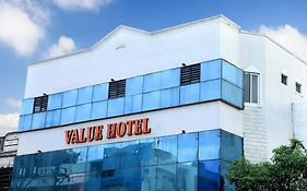 شيناي Value Hotel Exterior photo