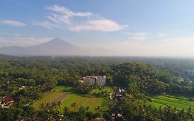 Plataran Heritage Borobudur Hotel ماجلانج Exterior photo