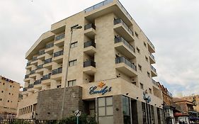 طبريا فندق إميلي Exterior photo