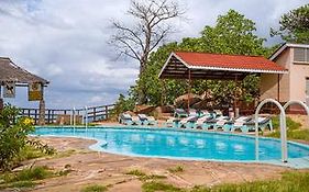 Tsavo West National Park Ngulia Safari Lodge Exterior photo