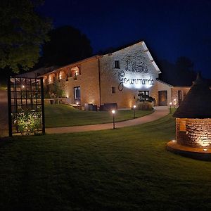 Aubas L'Etable Gourmande Chambres D'Hotes Et Ferme Auberge Exterior photo