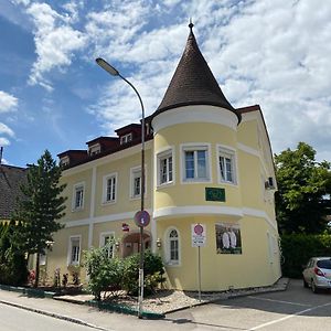 فندق Gaestehaus Auerhahn Vöcklabruck Exterior photo