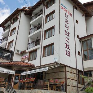 سموليان Hotel Uzunski Exterior photo