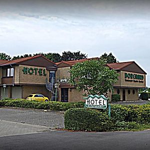 لوبيكه Hotel Restaurant Borchard Exterior photo