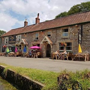 فندق Plume Of Feathers Blagdon Exterior photo