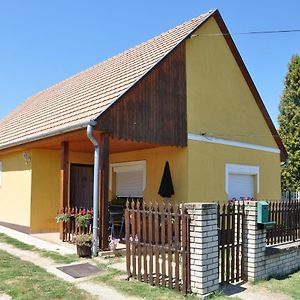 Holiday Home Balatonbereny/Balaton 18118 Exterior photo