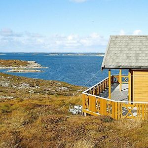 Three-Bedroom Holiday Home In Dyrvik Tuvnes Exterior photo