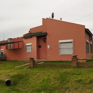 كولونيا ديل ساكرامينتو Completa Casa En Colonia Para 6 Personas Exterior photo