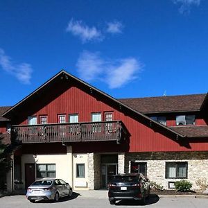 كانمور Bighorn Inn & Suites Exterior photo