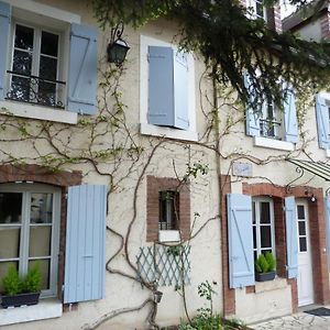 مبيت وإفطار Saint-Brisson-sur-Loire La Ribambelle Exterior photo