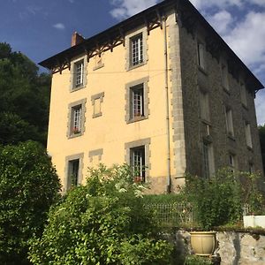 مبيت وإفطار Eymoutiers  Nouveaux Commencements Exterior photo