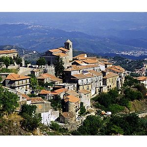 مبيت وإفطار Rocca Cilento Ieri Oggi E Domani Exterior photo