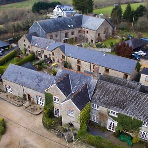 مبيت وإفطار Aveton Gifford Court Barton Farm Exterior photo