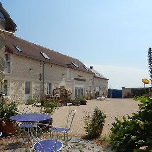 مبيت وإفطار Antogny-le-Tillac Les Quatre Saisons Exterior photo