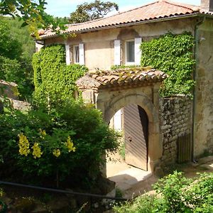 مبيت وإفطار Boucieu-Le-Roi Le Hameau De Robert Exterior photo