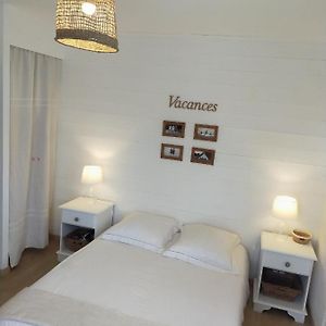 مبيت وإفطار Moulis-en-Médoc Chambre D'Hotes Larosa Exterior photo