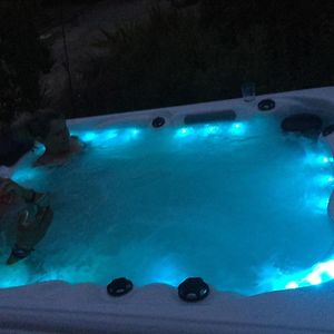 شقة T2 Climatise Baignoire Terrasse Jacuzzi Piscine Sauna Launaguet Exterior photo